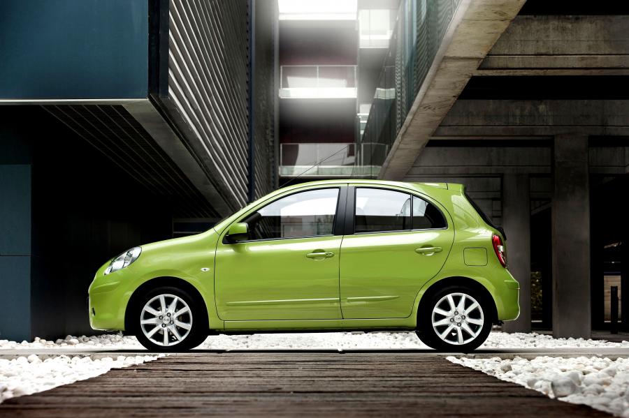  Nissan Micra 5-Door (K13) 2010 года  (фото 2 из 26)